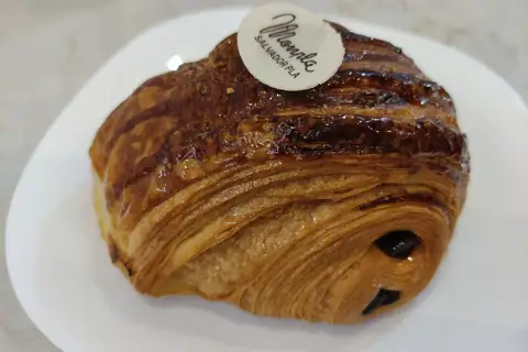 Vania's cafe and bakery photo 2